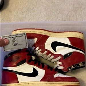 Throwback jordan 1 Chicago’s